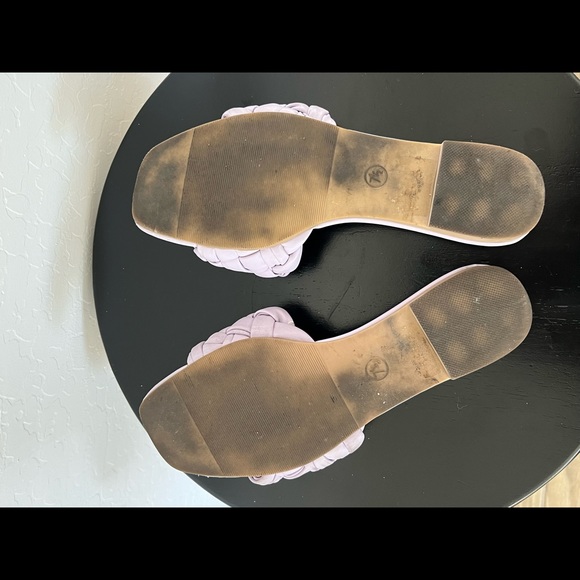 TARGET SANDALS - Picture 3 of 3